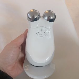 Nuface trinity facial toning